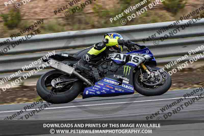 cadwell no limits trackday;cadwell park;cadwell park photographs;cadwell trackday photographs;enduro digital images;event digital images;eventdigitalimages;navarra;no limits trackdays;peter wileman photography;racing digital images;trackday digital images;trackday photos